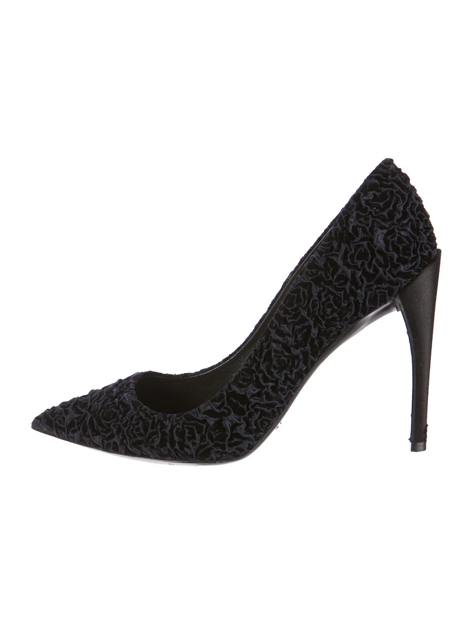 Christian Dior Matelasse Pointed Toe Pumps