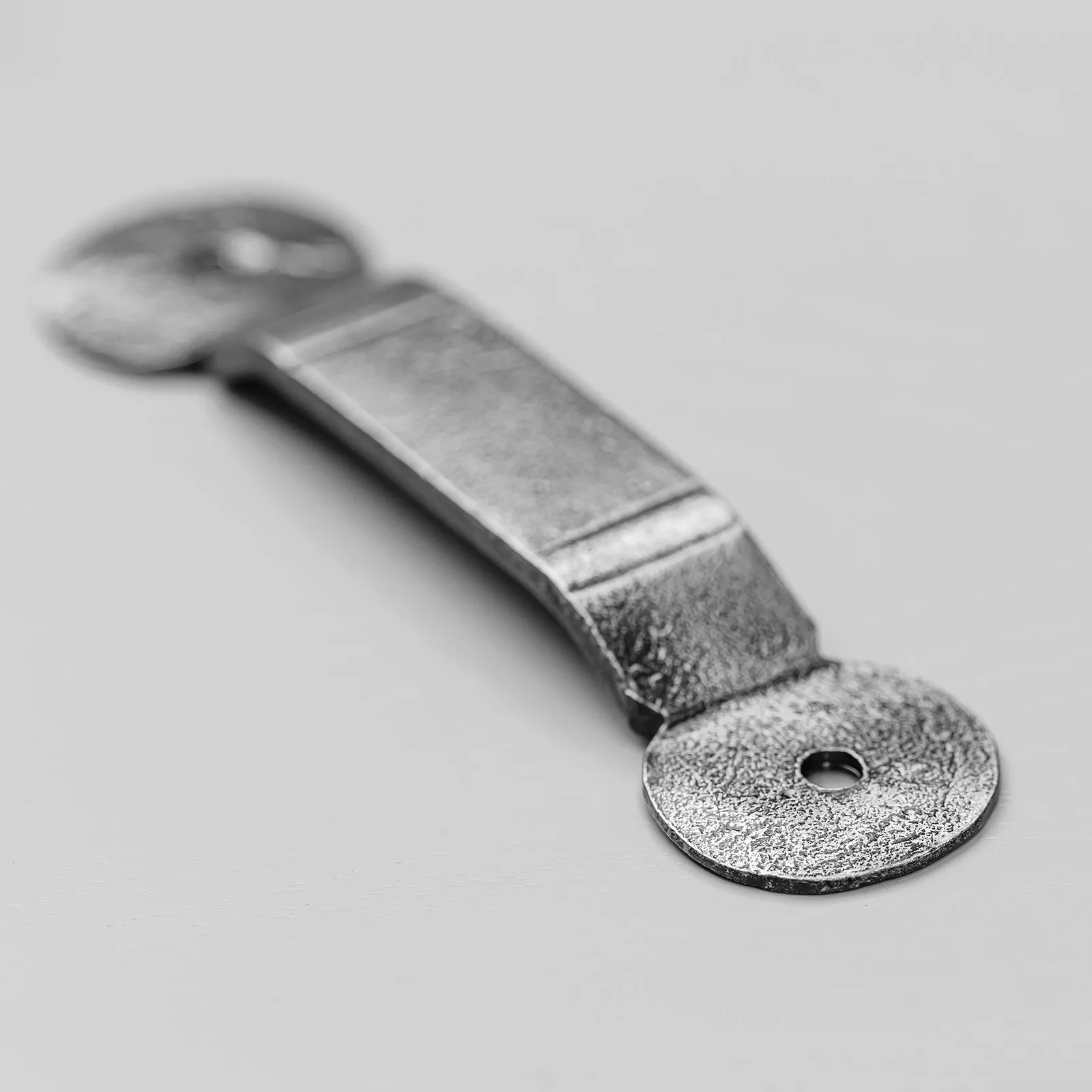 Penny End Screw-On Staple Pewter