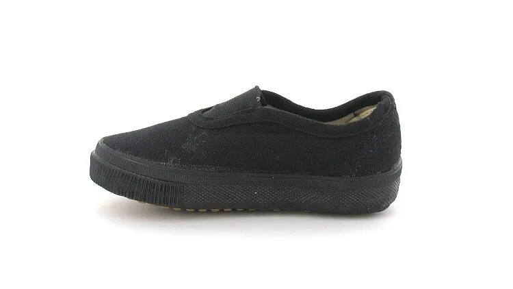 Wynsors Younger Boys Black Gusset Pumps
